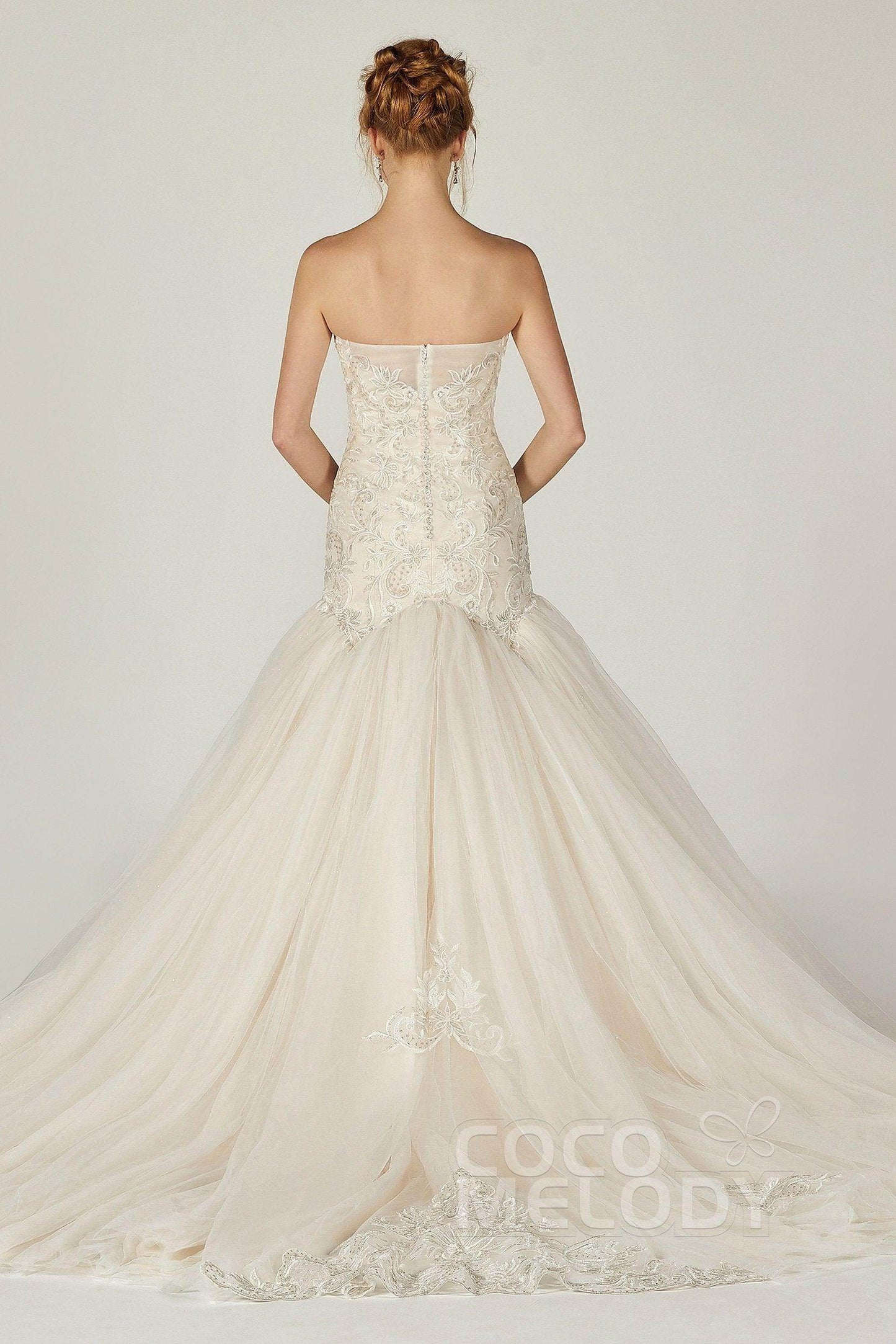 Trumpet Chapel Train Tulle Satin Wedding Dress CW2136 - COCOMELODY