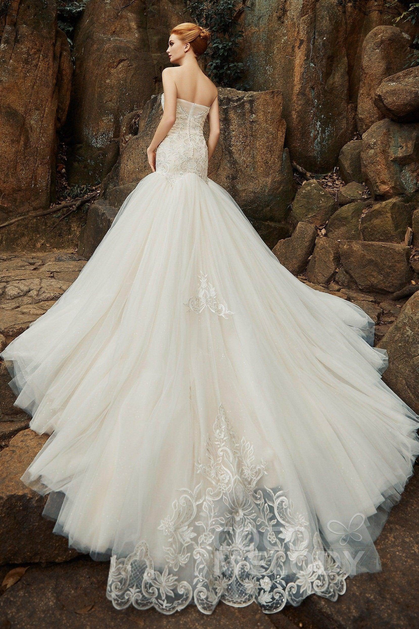 Trumpet Chapel Train Tulle Satin Wedding Dress CW2136 - COCOMELODY