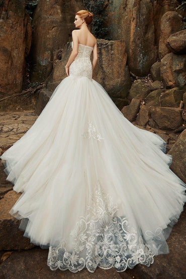 Trumpet Chapel Train Tulle Satin Wedding Dress CW2136 - COCOMELODY