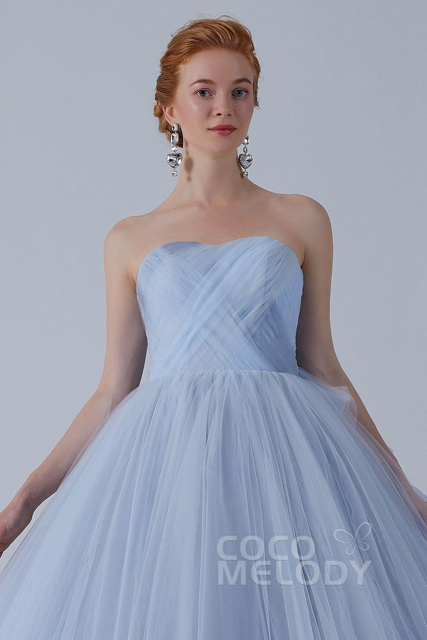 Ball Gown Court Train Tulle Wedding Dress CW2156 - COCOMELODY