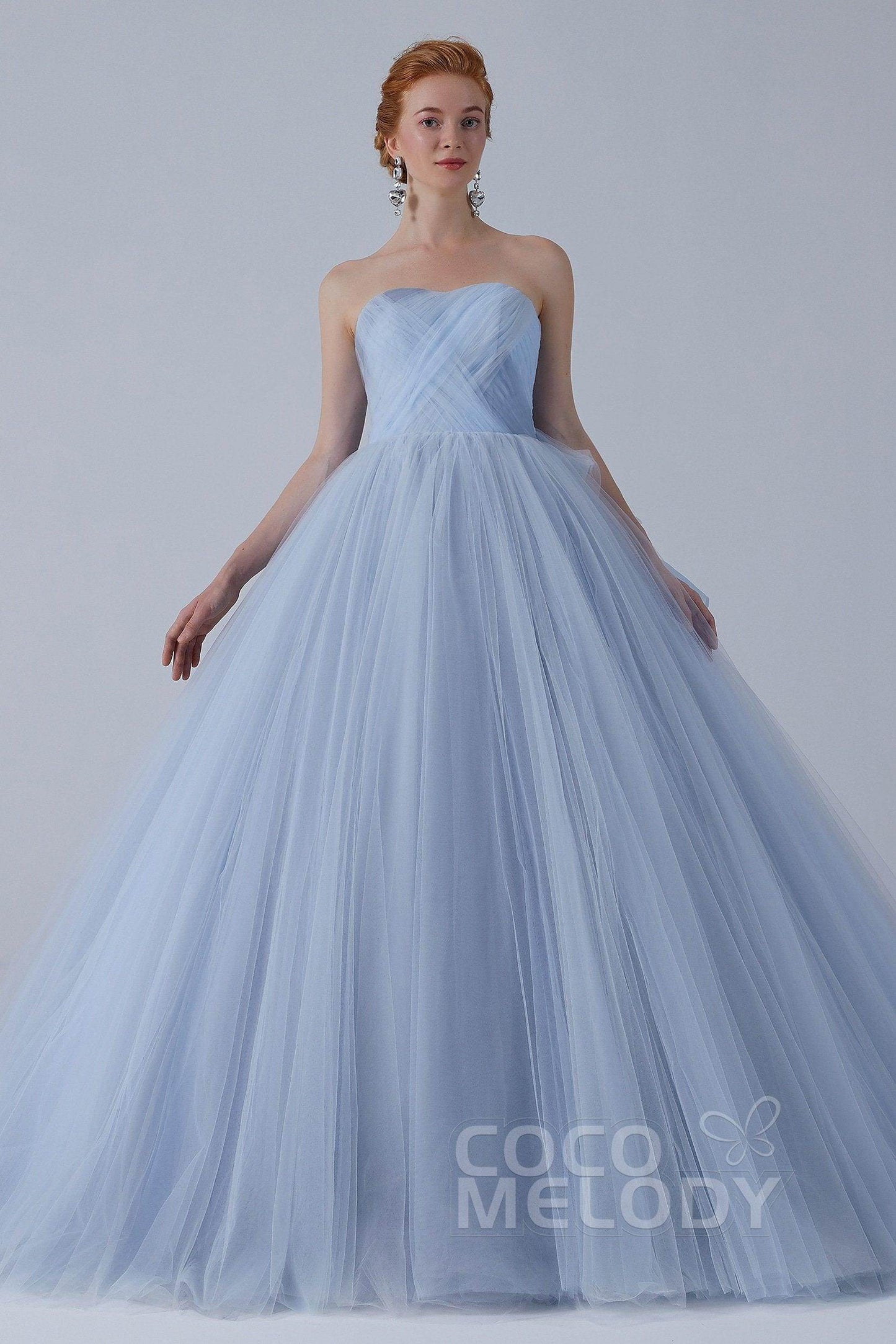 Ball Gown Court Train Tulle Wedding Dress CW2156 - COCOMELODY