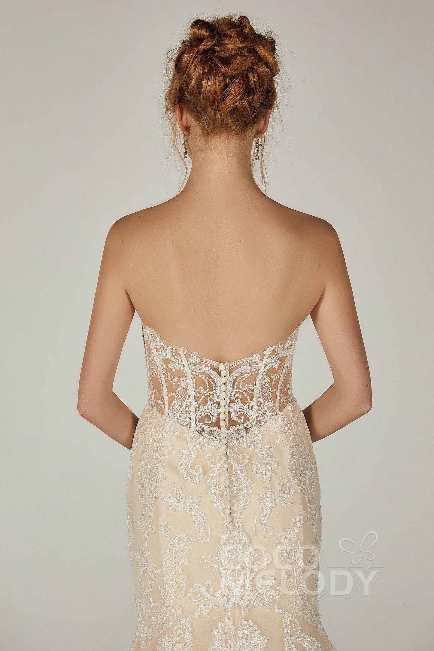 Trumpet-Mermaid Chapel Train Tulle Wedding Dress CW2298 - COCOMELODY