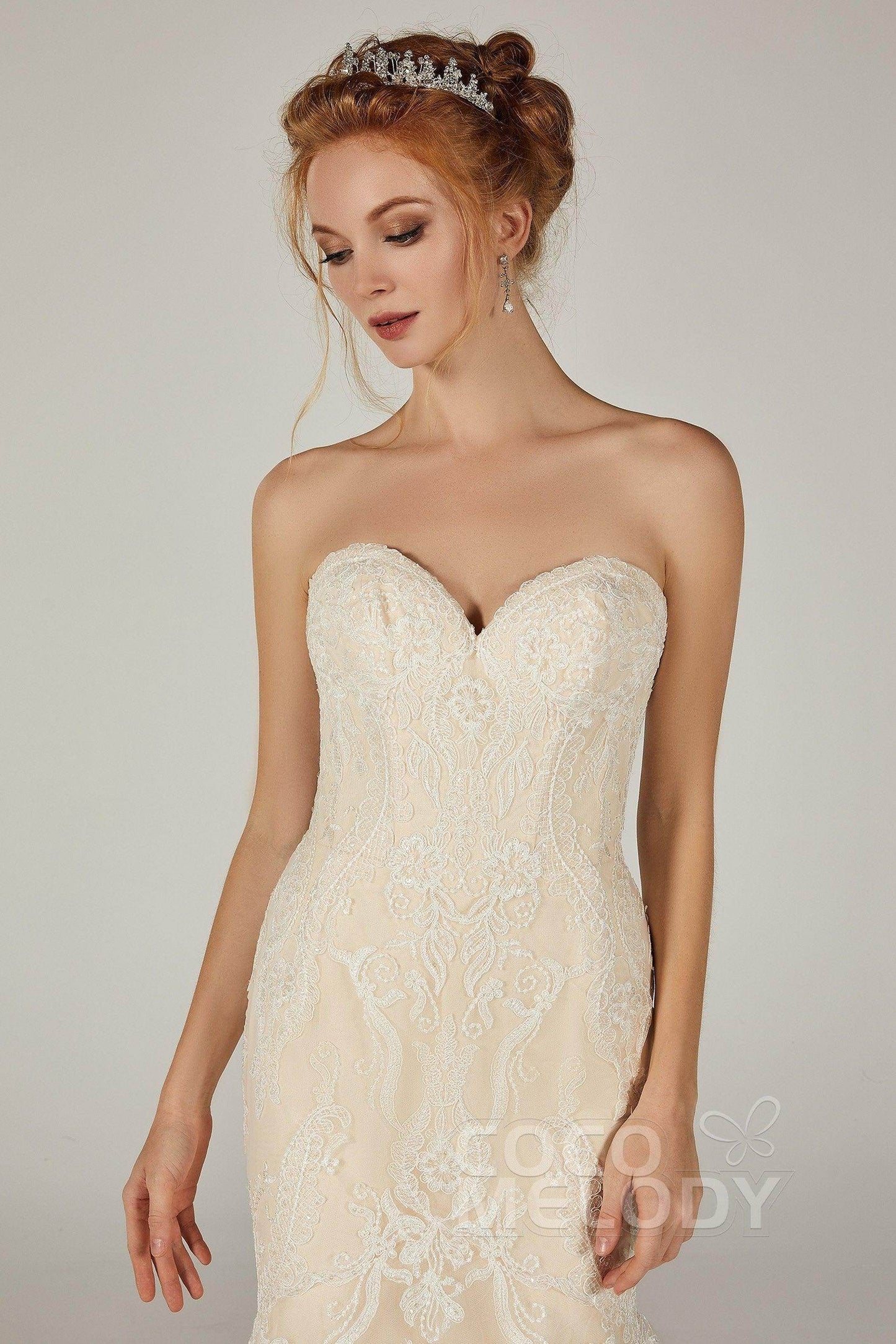 Trumpet-Mermaid Chapel Train Tulle Wedding Dress CW2298 - COCOMELODY