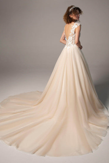 A-Line Chapel Train Tulle Wedding Dress CW2385 - COCOMELODY