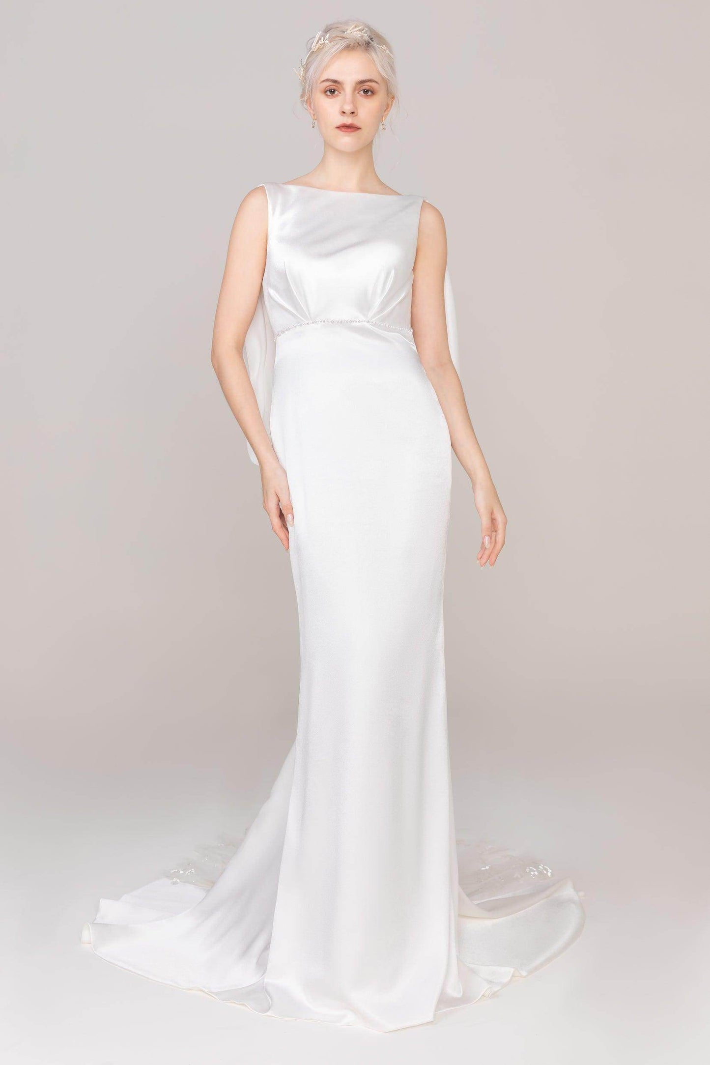 Trumpet-Mermaid Court Train Satin Wedding Dress CW2414 - COCOMELODY