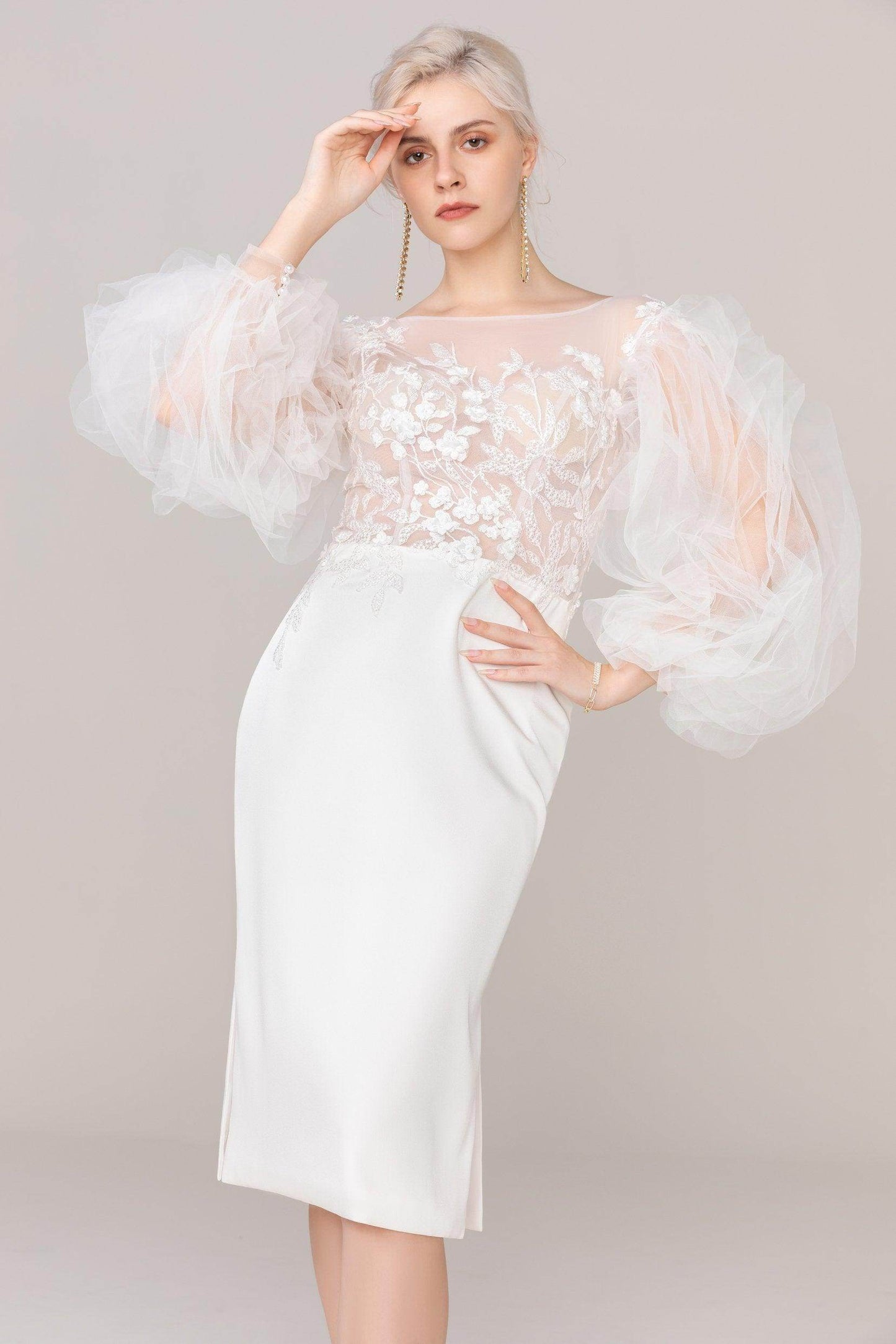 Sheath Knee Length Elastic Cloth Tulle Wedding Dress CW2420 - COCOMELODY