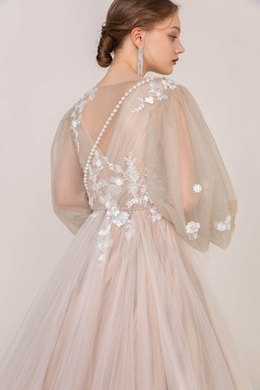 A-Line Court Train Tulle Wedding Dress CW2421 - COCOMELODY