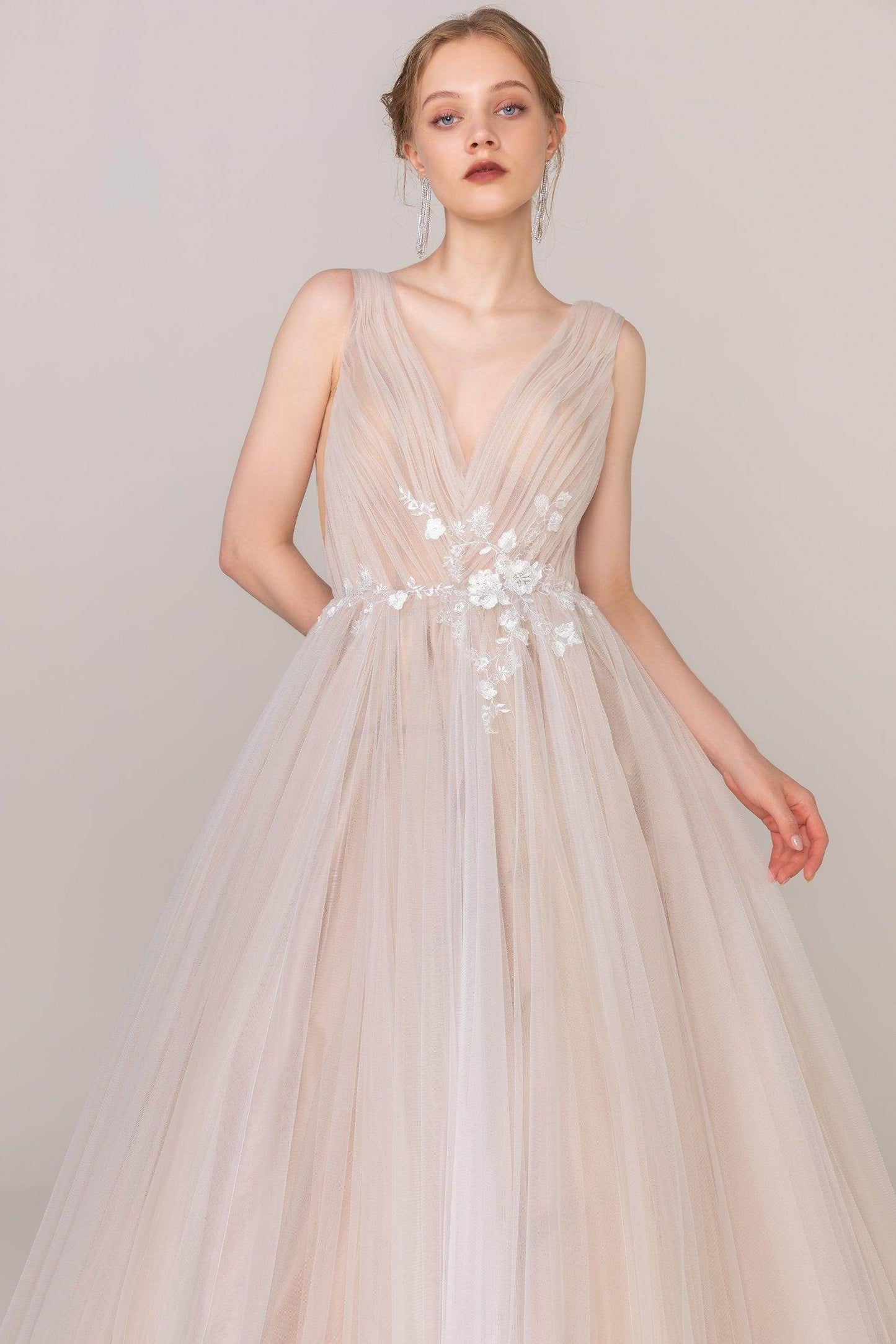 A-Line Court Train Tulle Wedding Dress CW2421 - COCOMELODY