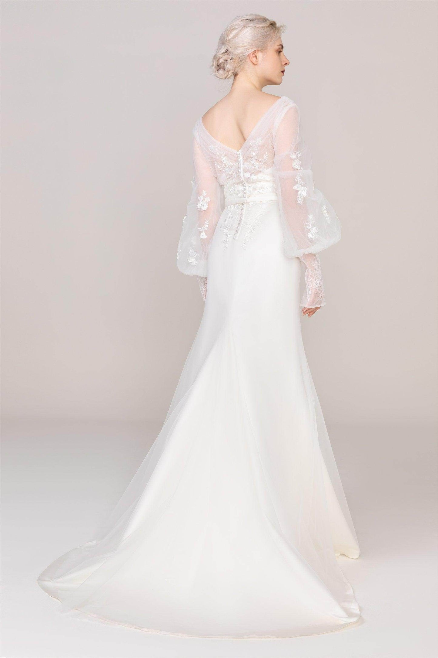 Trumpet-Mermaid Sweep Train Tulle Satin Wedding Dress CW2474 - COCOMELODY