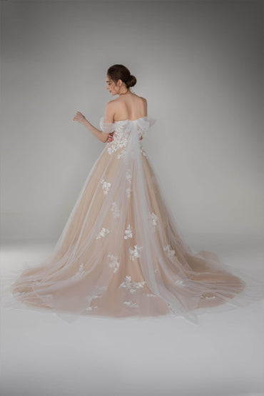 A-Line Court Train Tulle Wedding Dress CW2503 - COCOMELODY