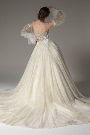 A-Line Chapel Train Tulle Wedding Dress CW2507 - COCOMELODY