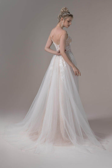 A-Line Sweep-Brush Train Lace Tulle Wedding Dress CW2653 - COCOMELODY