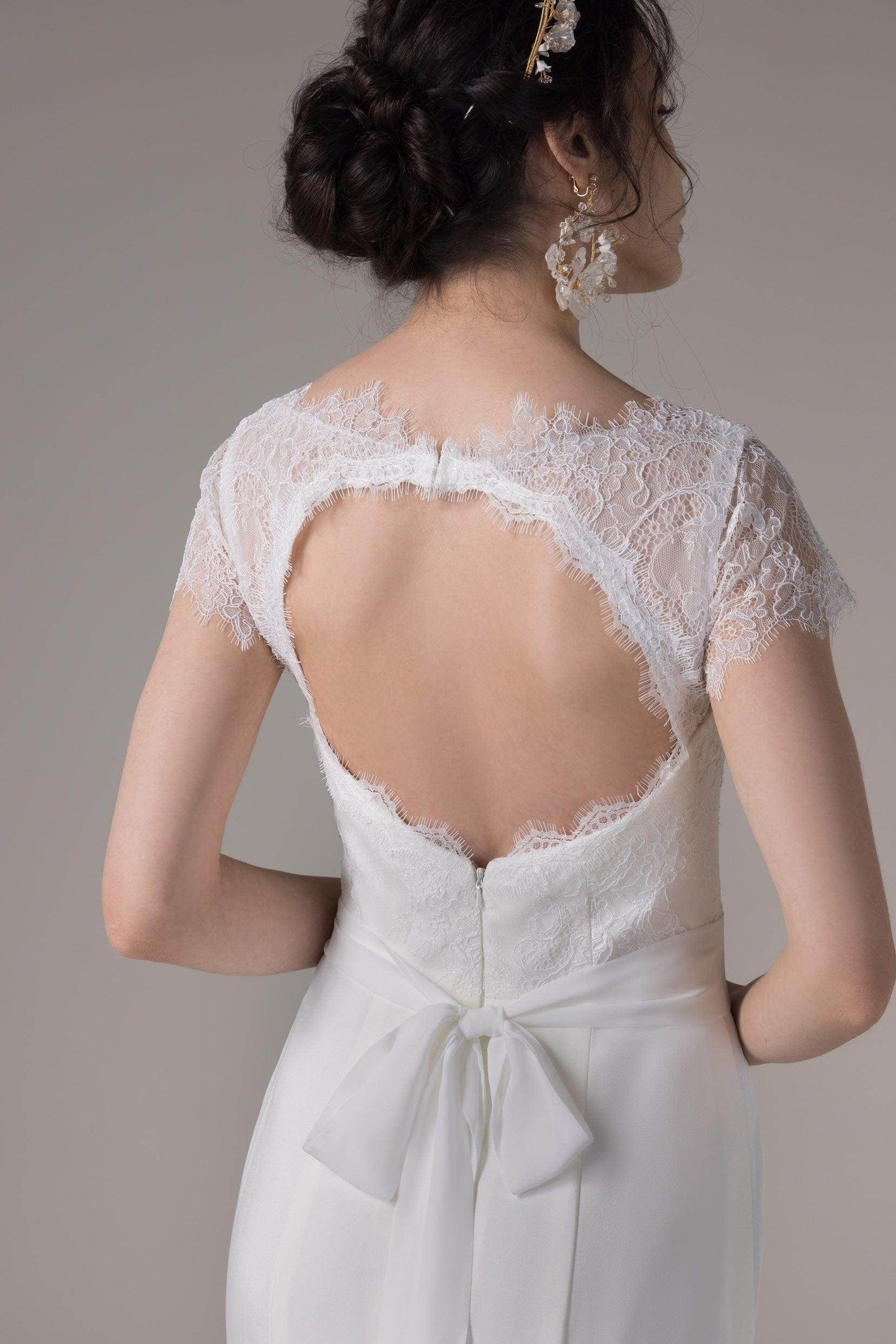 Sheath Sweep-Brush Train Elastic Cloth Wedding Dress CW2657 - COCOMELODY