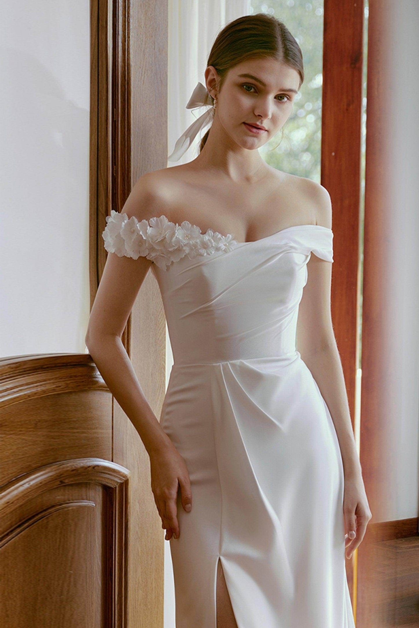 Sheath Sweep-Brush Train Elastic Cloth Wedding Dress CW2675 - COCOMELODY