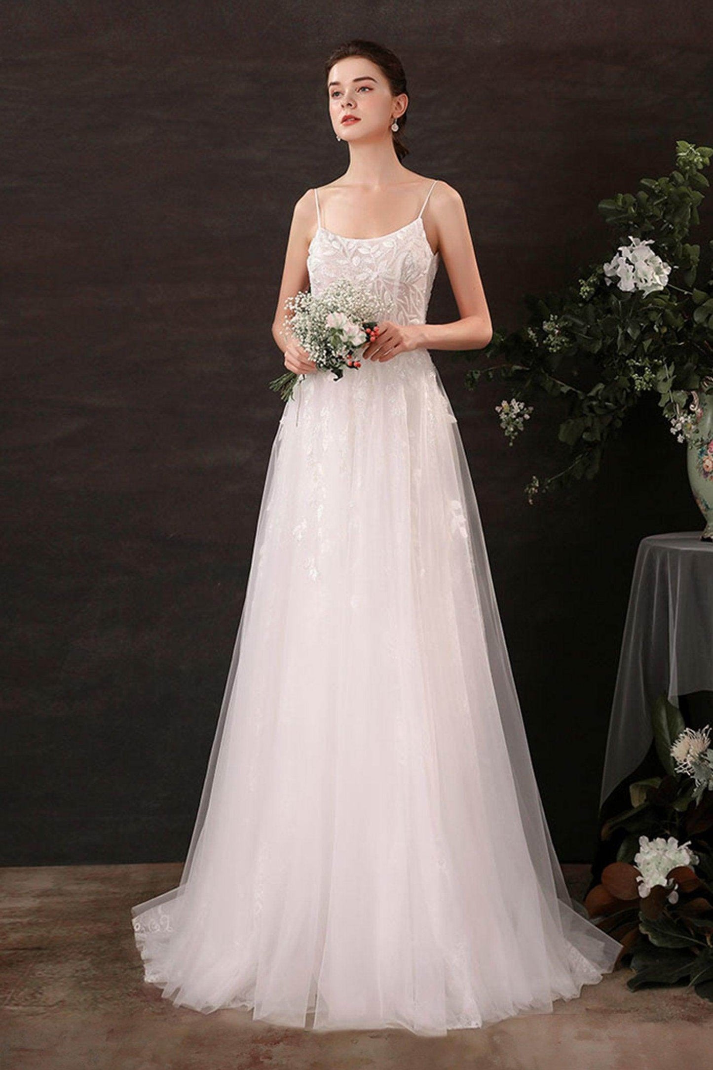 A-Line Sweep-Brush Train Lace Tulle Wedding Dress CW2684 - COCOMELODY