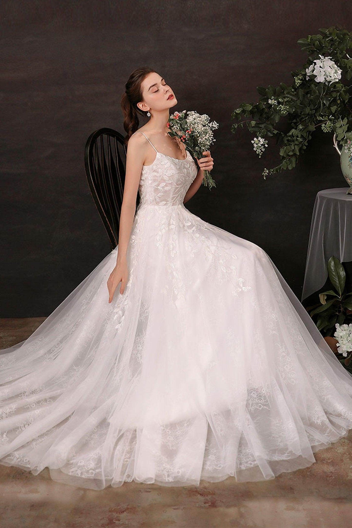 A-Line Sweep-Brush Train Lace Tulle Wedding Dress CW2684 - COCOMELODY