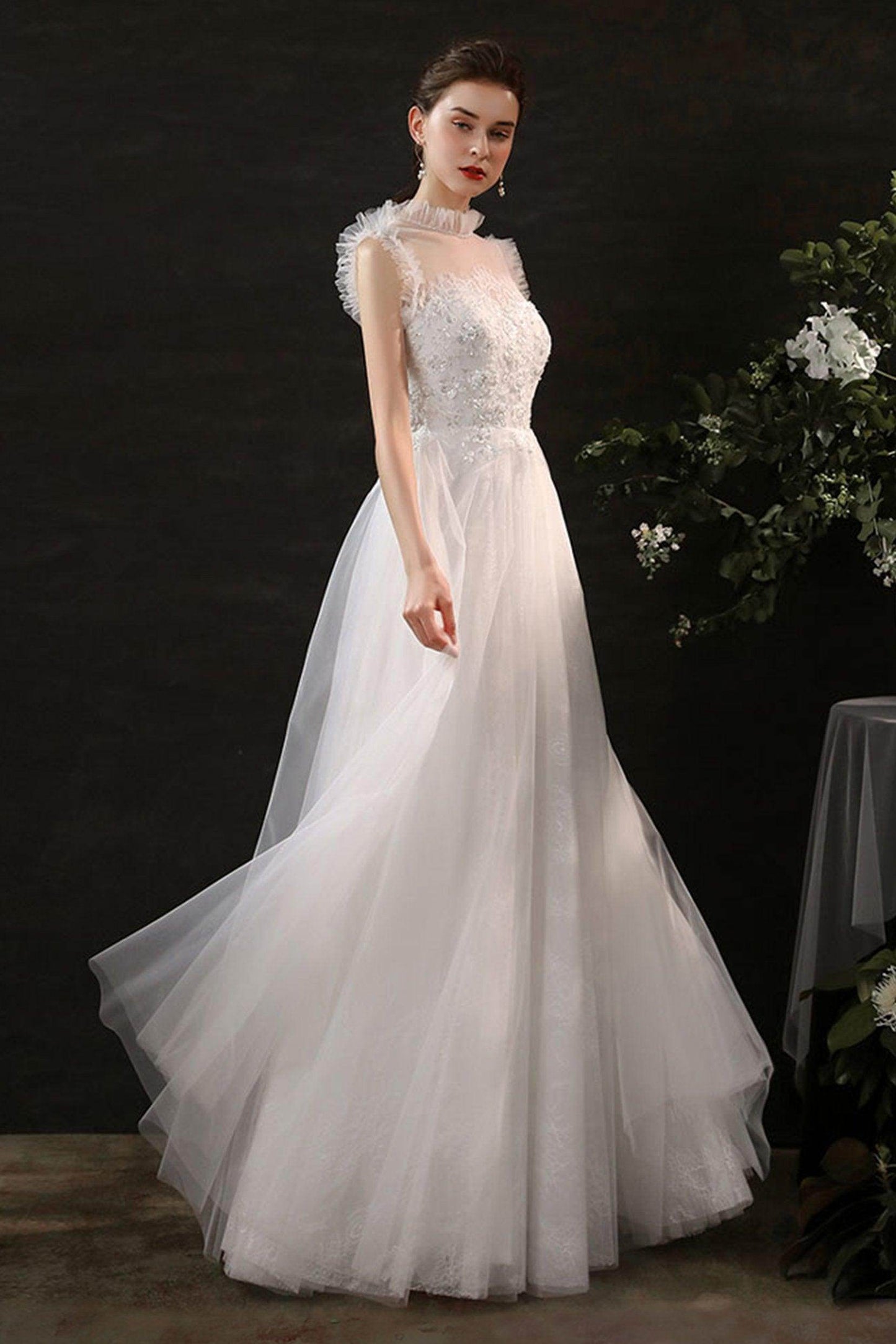 A-Line Sweep-Brush Train Lace Tulle Wedding Dress CW2701 - COCOMELODY