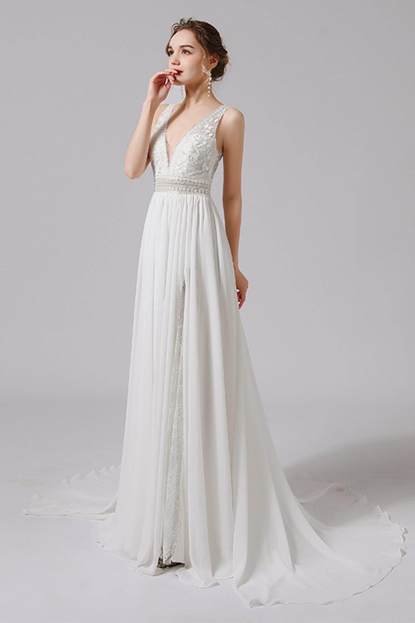 A-Line Sweep-Brush Train Lace Tulle Wedding Dress CW2705 - COCOMELODY