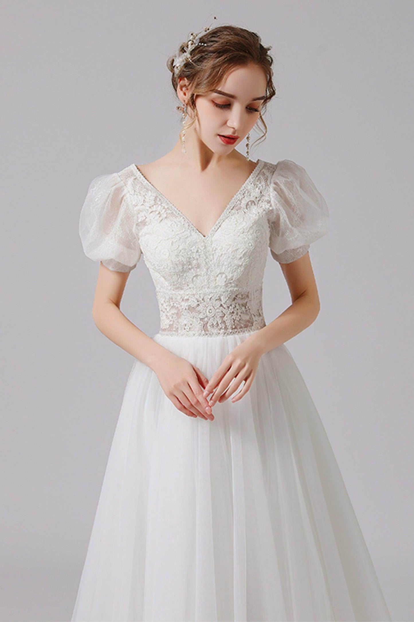 A-Line Floor Length Lace Tulle Wedding Dress CW2707 - COCOMELODY
