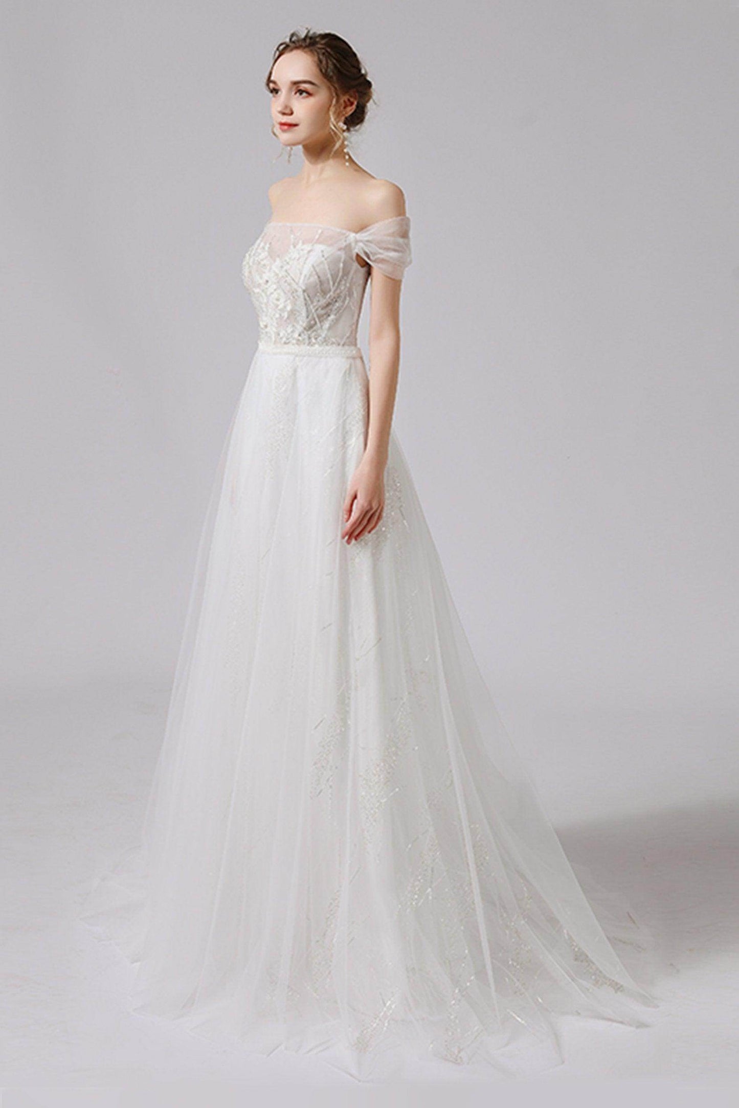 A-Line Sweep-Brush Train Lace Tulle Wedding Dress CW2716 - COCOMELODY