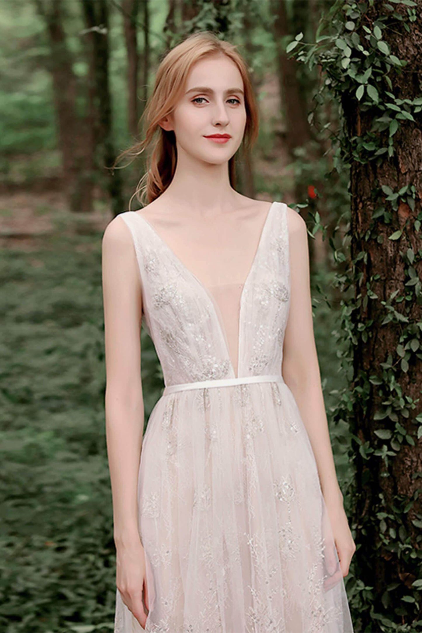 Sheath Sweep-Brush Train Lace Tulle Wedding Dress CW2725 - COCOMELODY