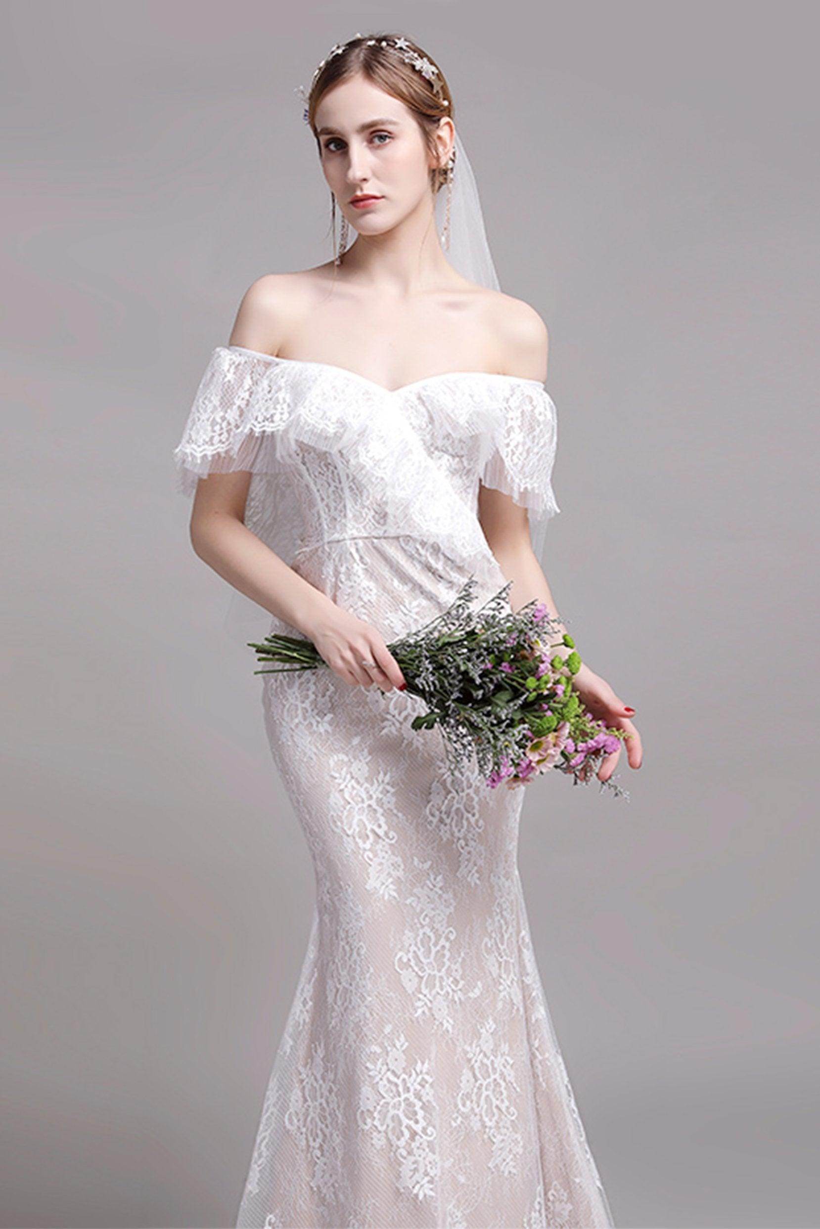 Trumpet-Mermaid Floor Length Lace Tulle Wedding Dress CW2729 - COCOMELODY