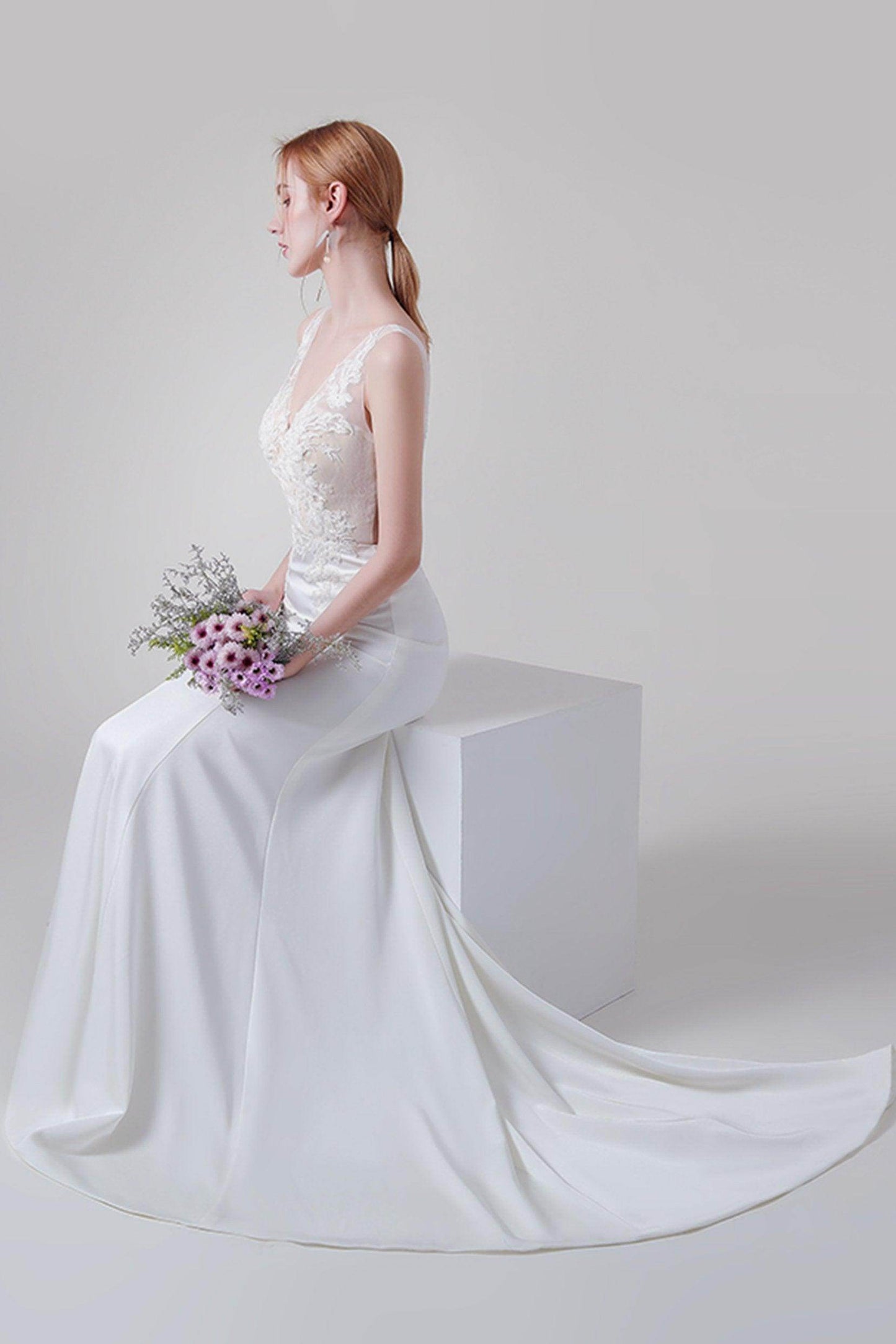 Trumpet Sweep-Brush Train Lace Elastic Cloth Wedding Dress CW2745 - COCOMELODY