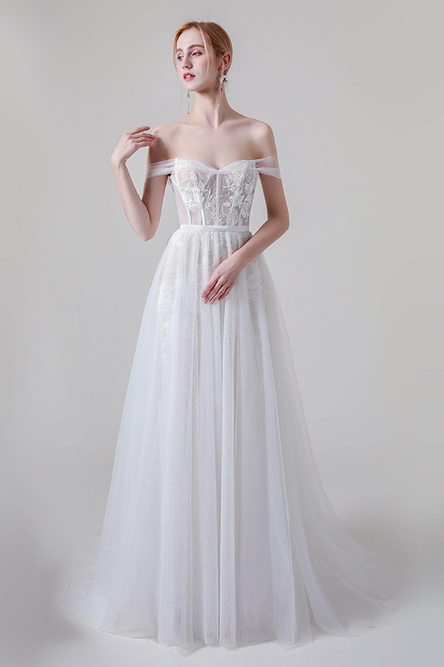 Sheath Sweep-Brush Train Lace Tulle Wedding Dress CW2747 - COCOMELODY