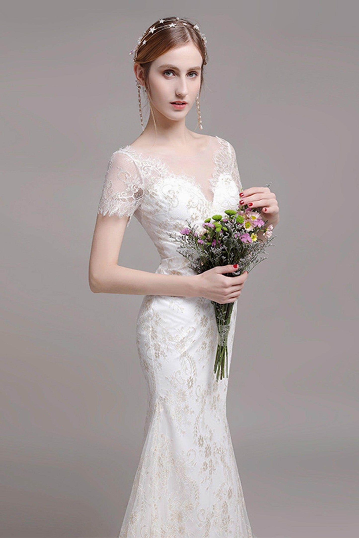 Sheath-Column Floor Length Lace Wedding Dress CW2766 - COCOMELODY