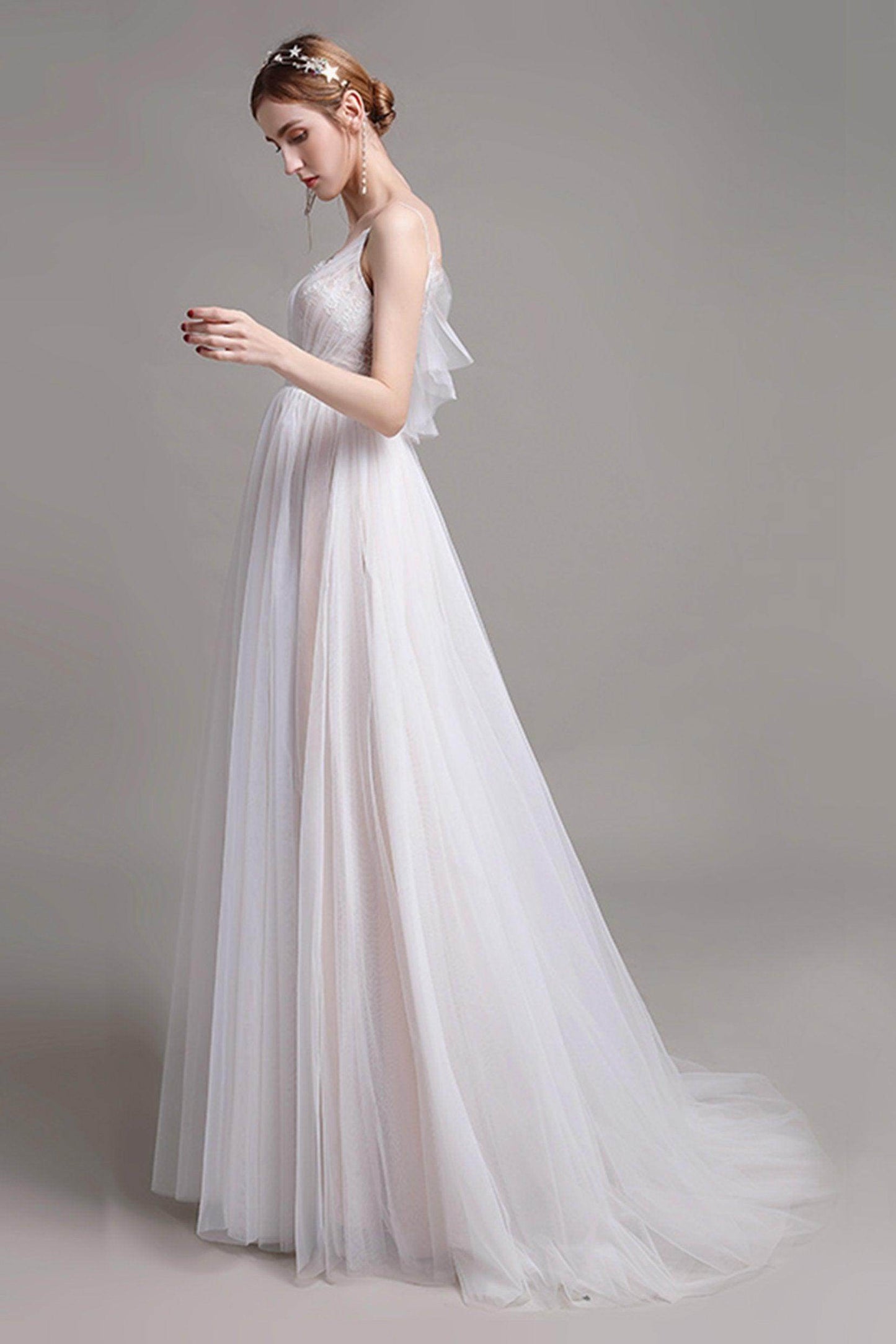 A-Line Sweep-Brush Train Lace Tulle Wedding Dress CW2768 - COCOMELODY