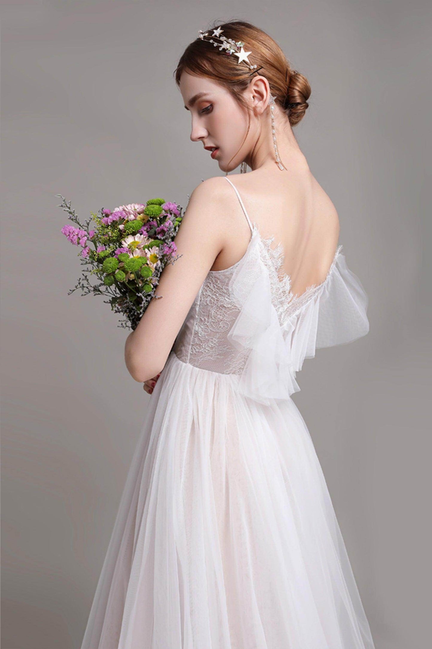 A-Line Sweep-Brush Train Lace Tulle Wedding Dress CW2768 - COCOMELODY