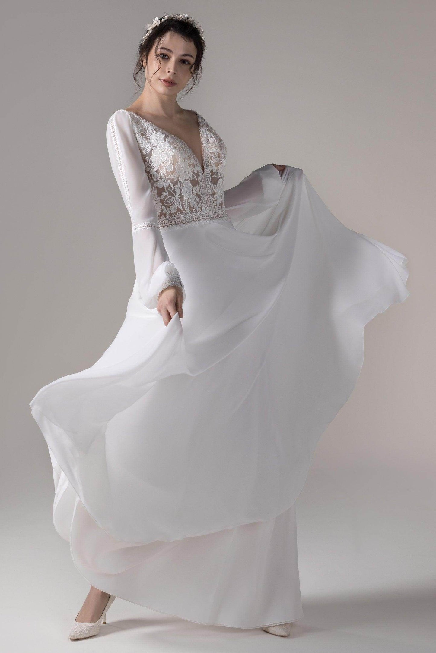 A-Line Floor Length Lace Chiffon Wedding Dress CW2778 - COCOMELODY