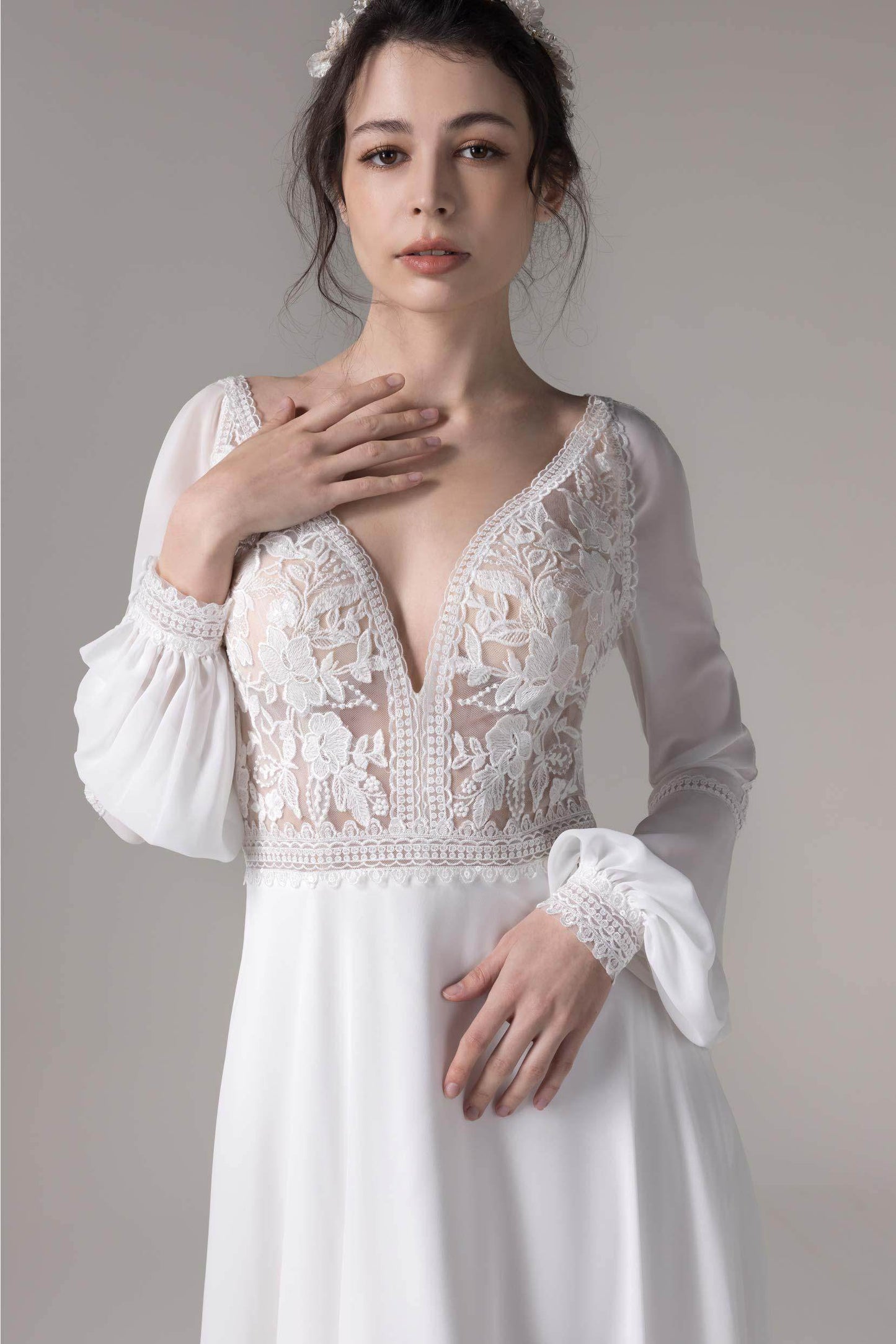 A-Line Floor Length Lace Chiffon Wedding Dress CW2778 - COCOMELODY
