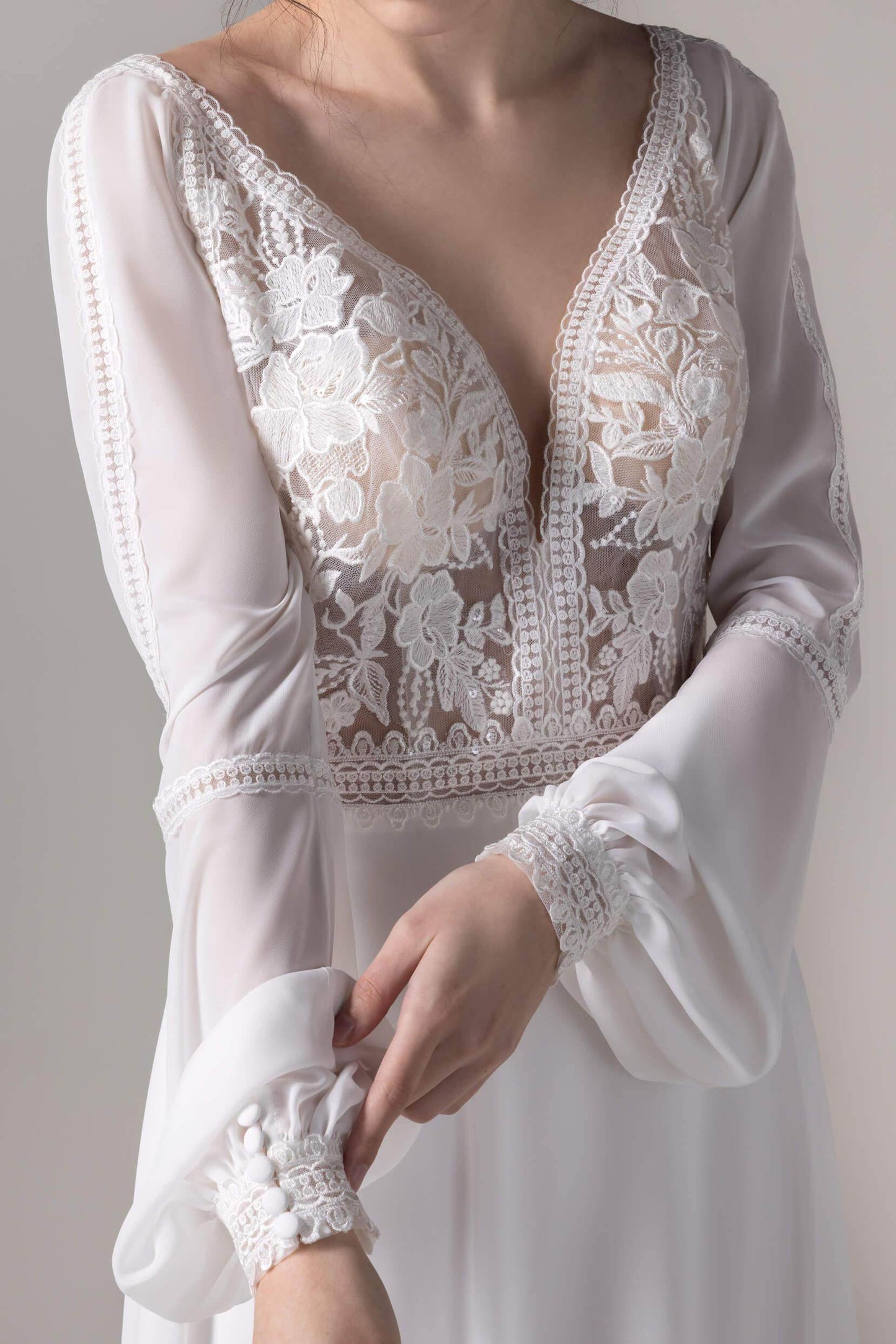 A-Line Floor Length Lace Chiffon Wedding Dress CW2778 - COCOMELODY