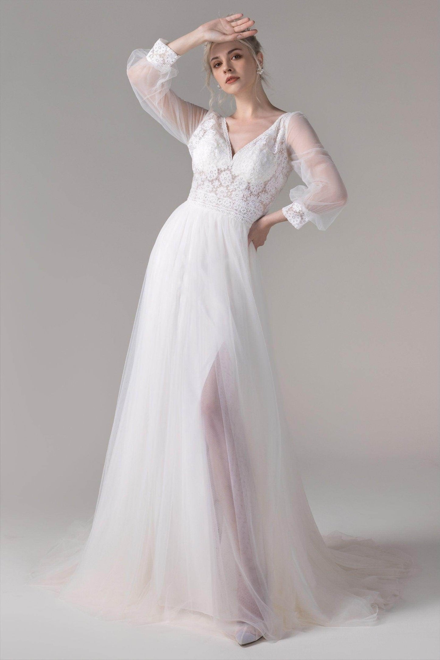 A-Line Court Train Lace Tulle Wedding Dress CW2781 - COCOMELODY