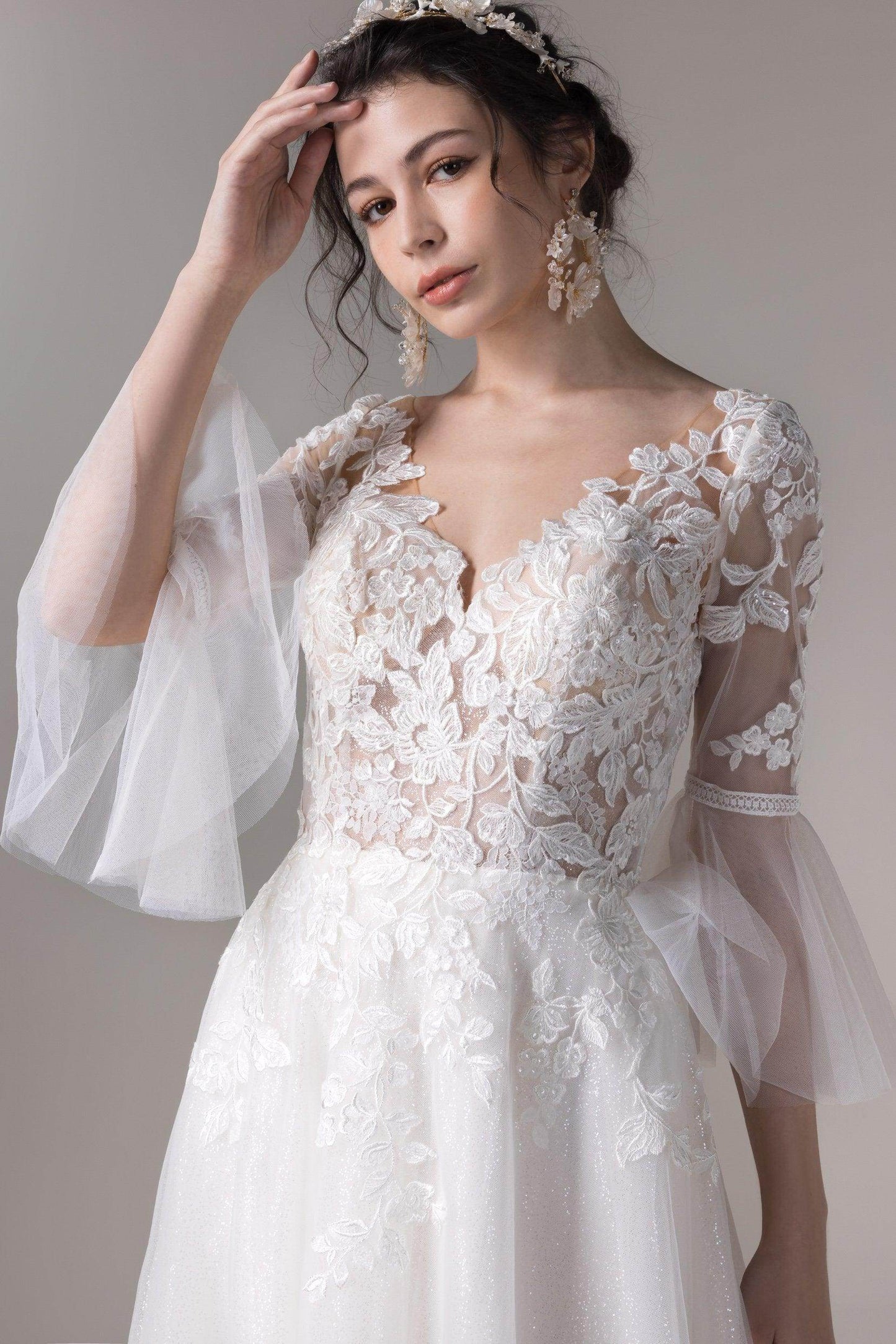 A-Line Court Train Lace Sequined Tulle Wedding Dress CW2784 - COCOMELODY