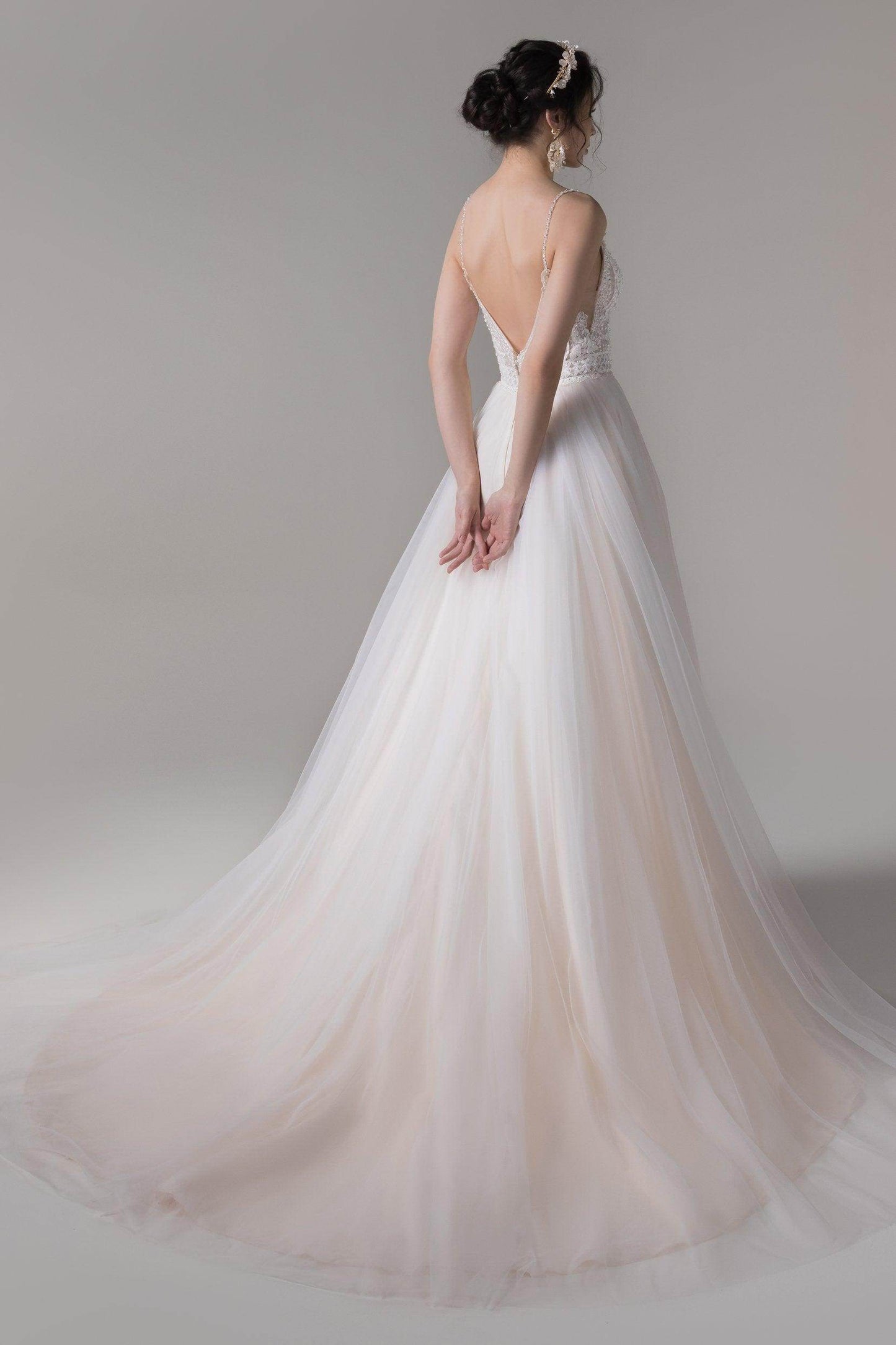 A-Line Court Train Lace Tulle Wedding Dress CW2785 - COCOMELODY