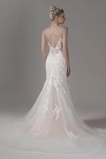 Trumpet-Mermaid Court Train Lace Tulle Wedding Dress CW2797 - COCOMELODY