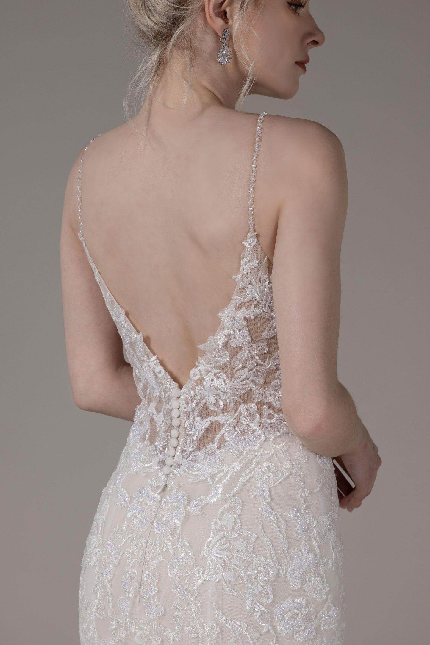 Trumpet-Mermaid Court Train Lace Tulle Wedding Dress CW2797 - COCOMELODY