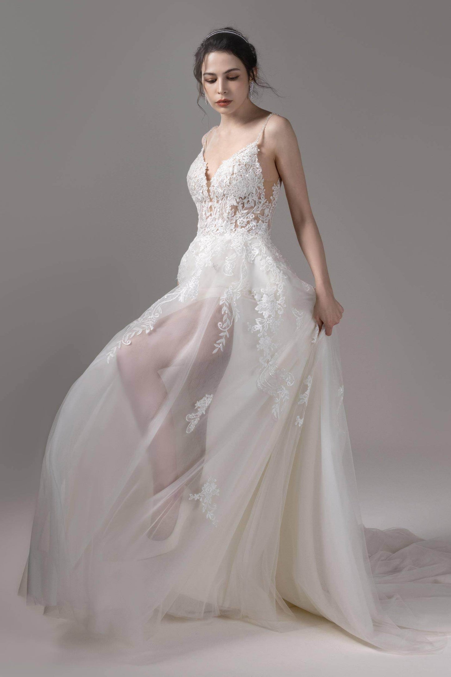 A-Line Court Train Lace Tulle Wedding Dress CW2798