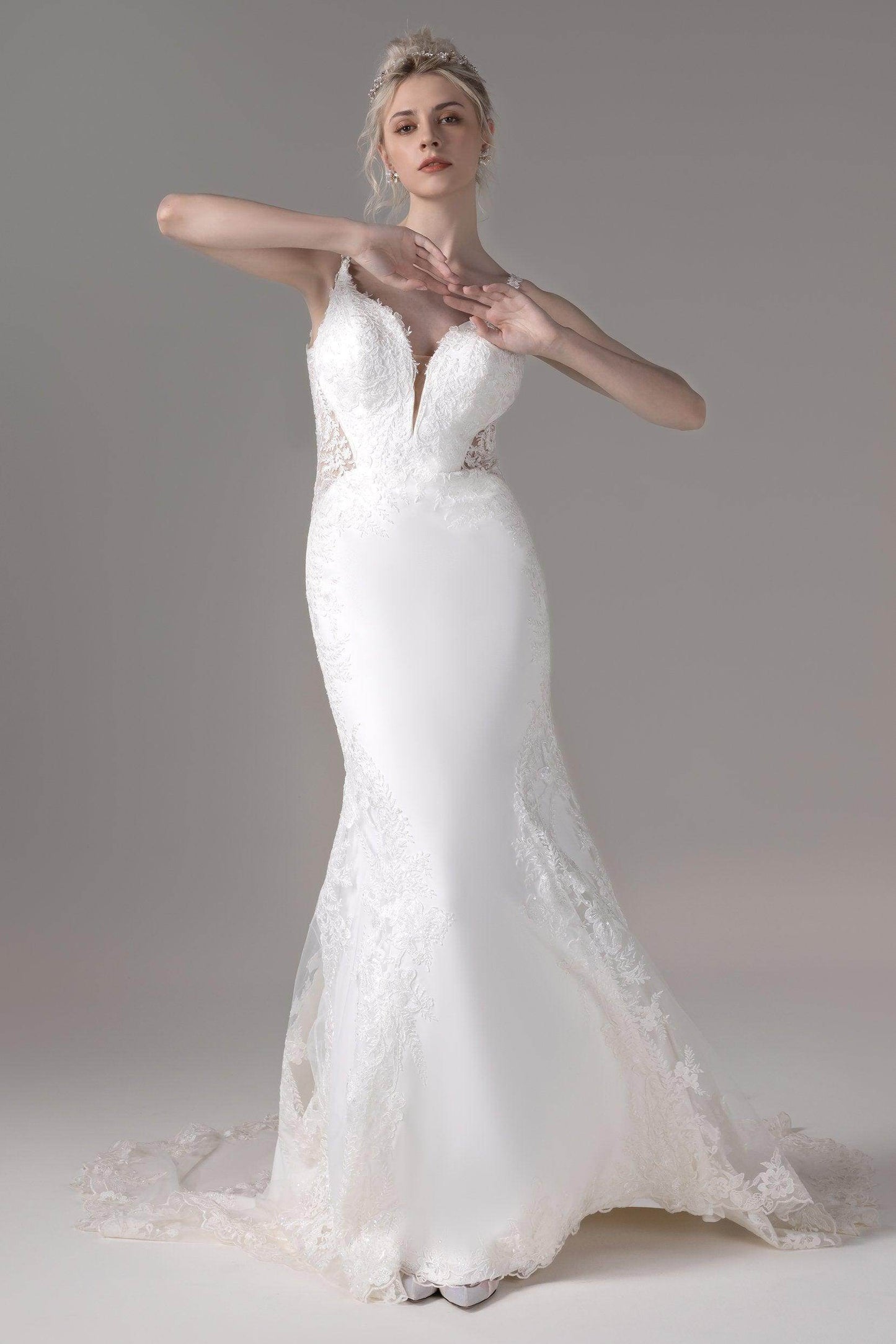 Trumpet-Mermaid Chapel Train Lace Wedding Dress CW2801 - COCOMELODY