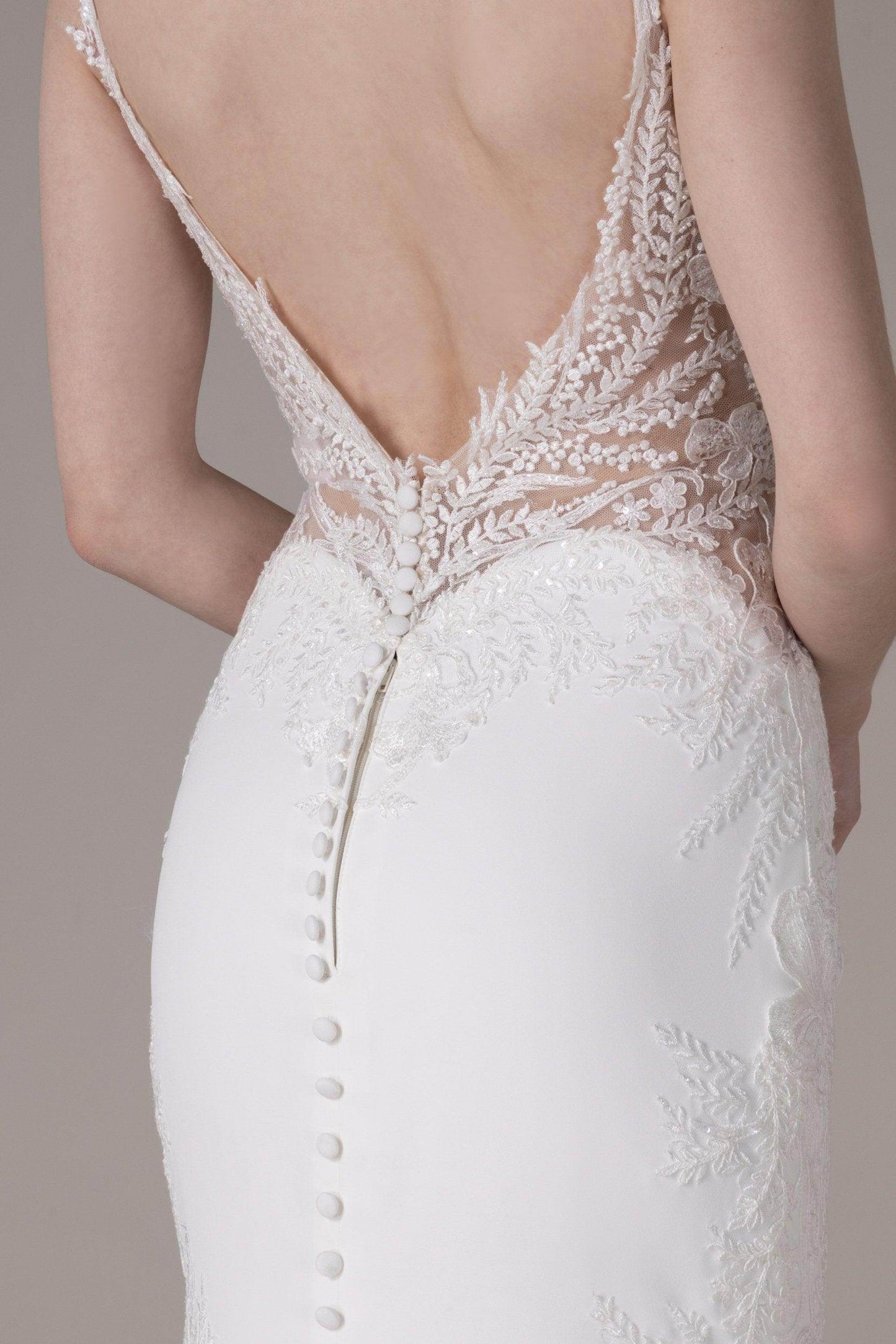 Trumpet-Mermaid Chapel Train Lace Wedding Dress CW2801 - COCOMELODY