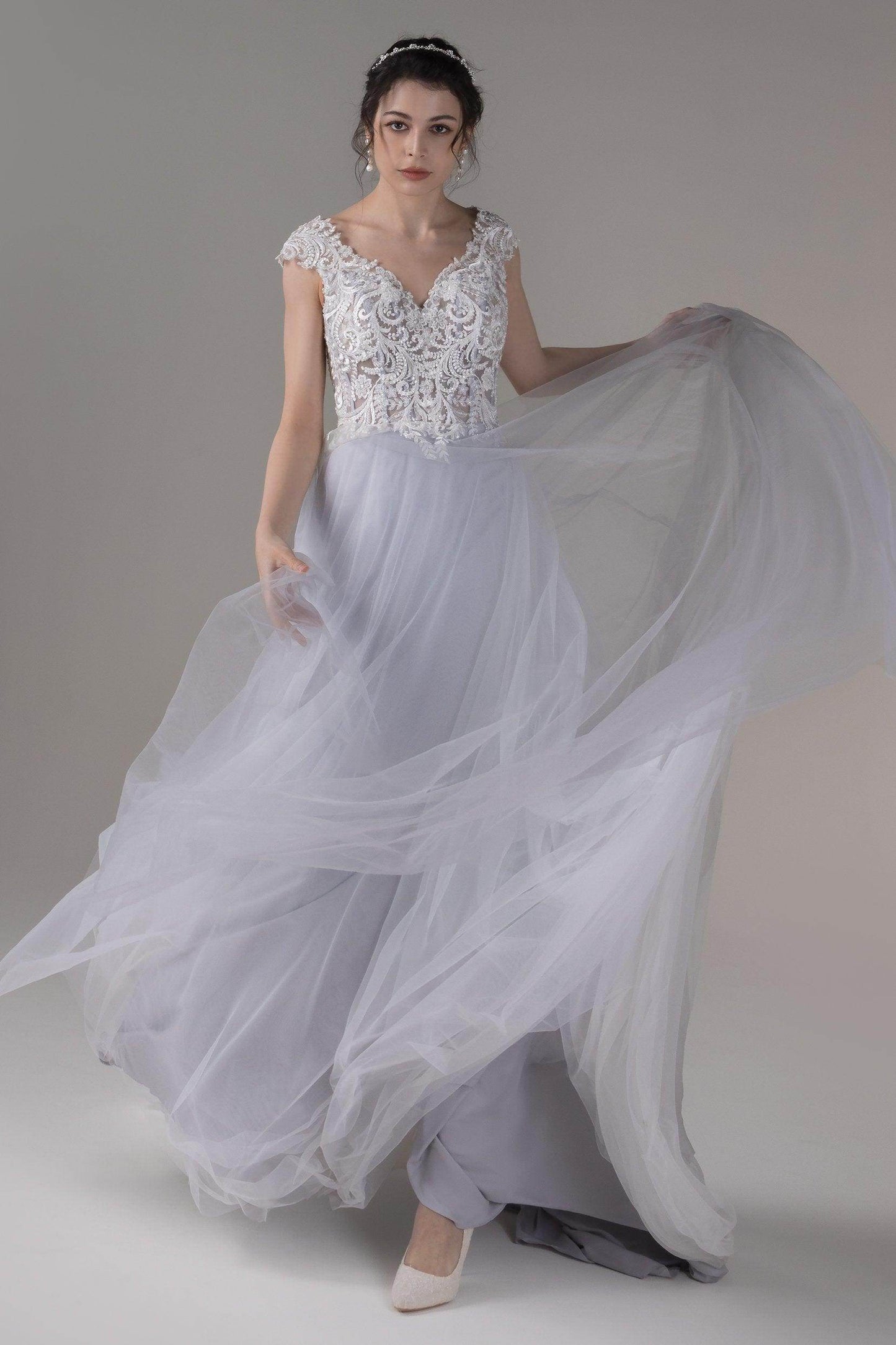 A-Line Chapel Train Lace Tulle Wedding Dress CW2808 - COCOMELODY