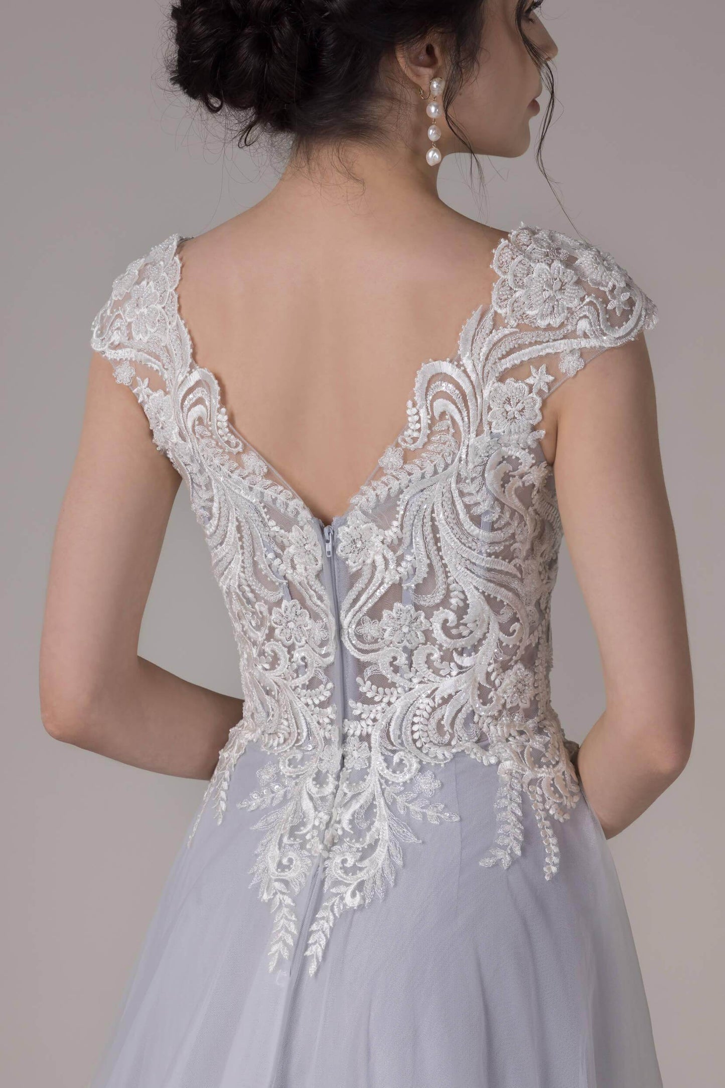 A-Line Chapel Train Lace Tulle Wedding Dress CW2808 - COCOMELODY