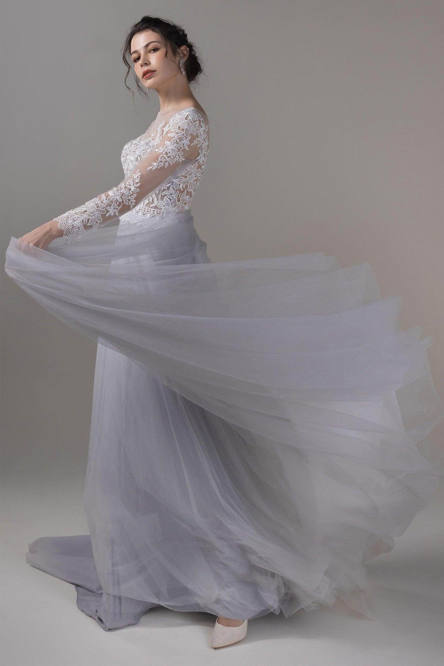 A-Line Chapel Train Lace Tulle Wedding Dress CW2809 - COCOMELODY