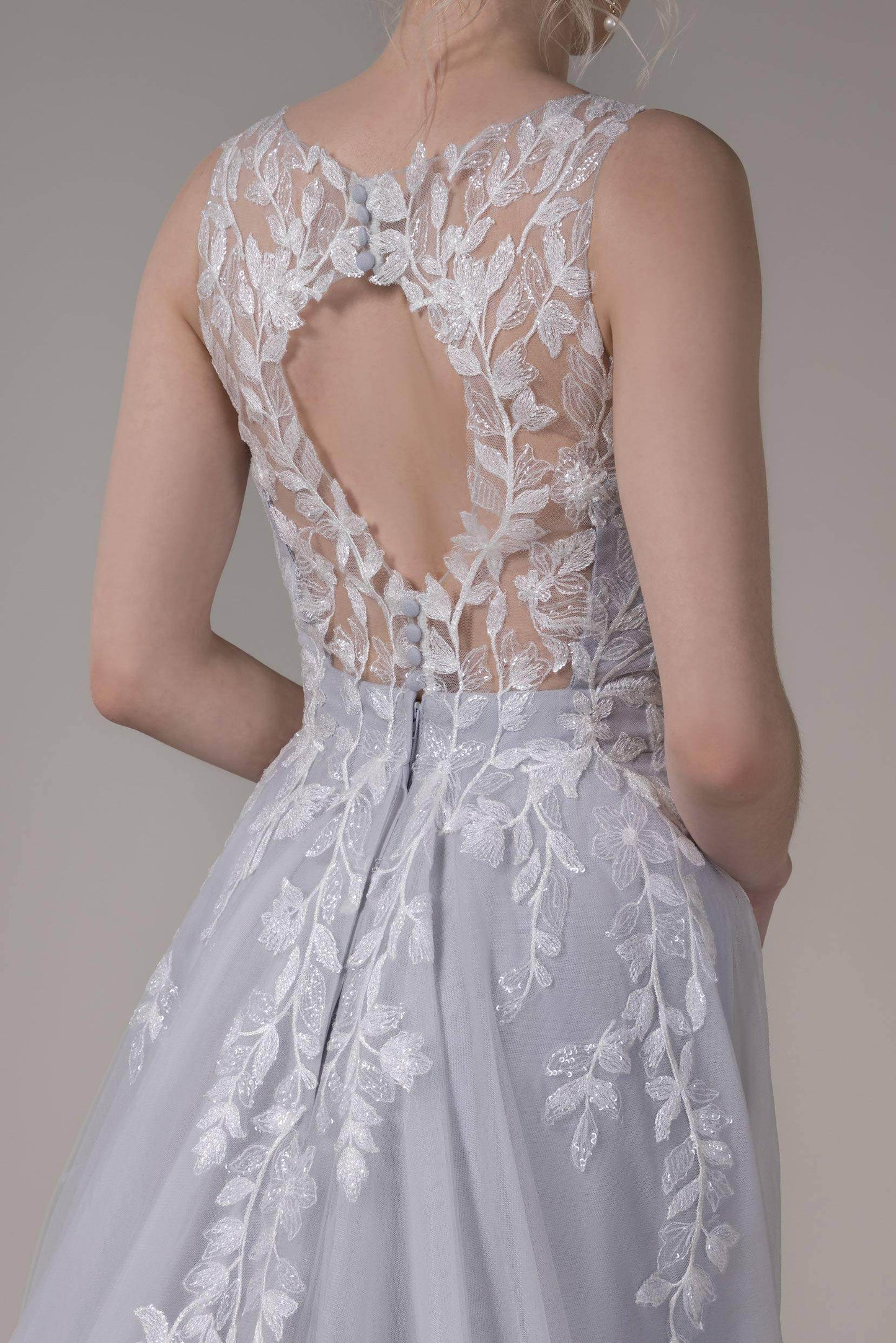 A-Line Chapel Train Lace Tulle Wedding Dress CW2810 - COCOMELODY