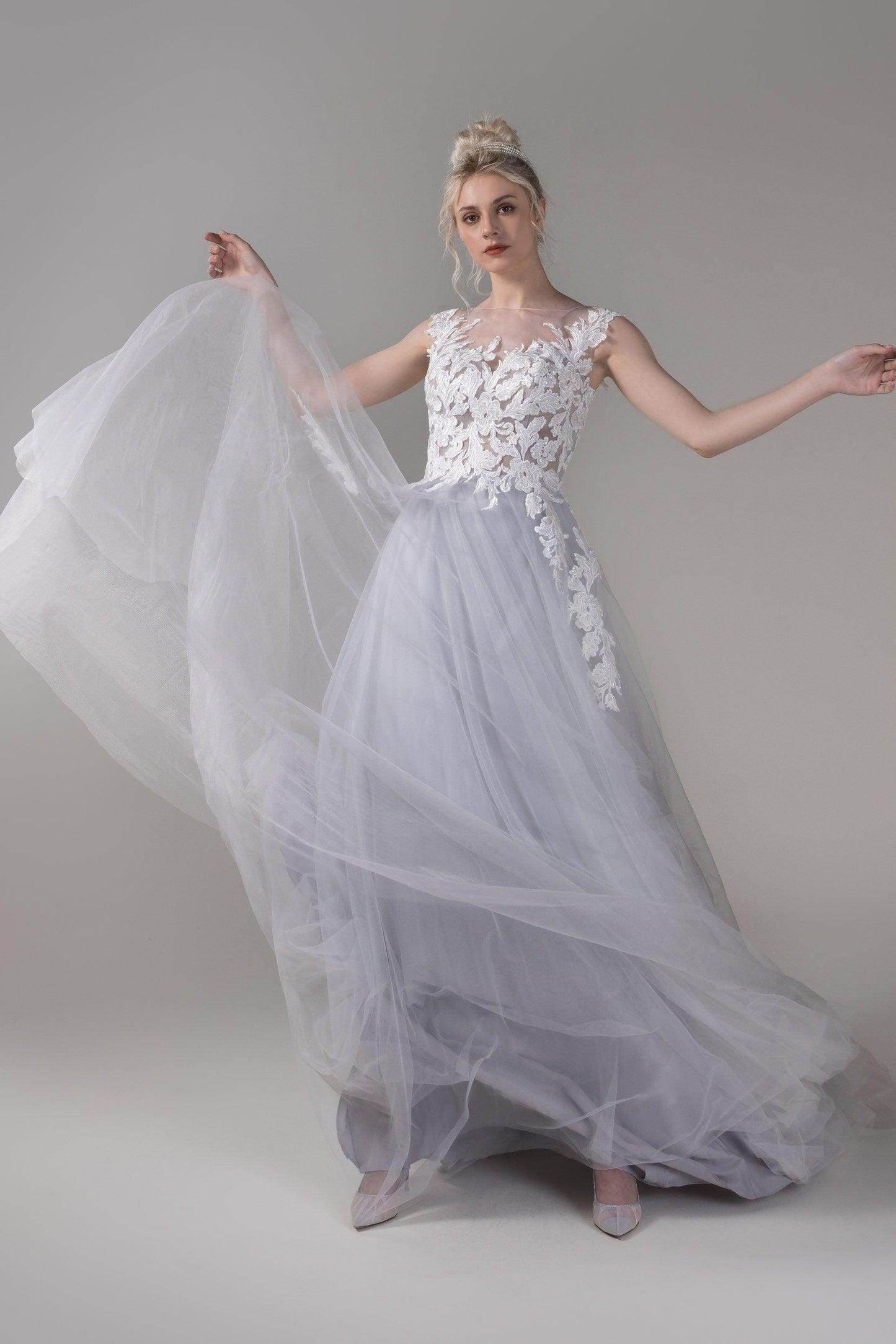 A-Line Court Train Lace Tulle Wedding Dress CW2811 - COCOMELODY