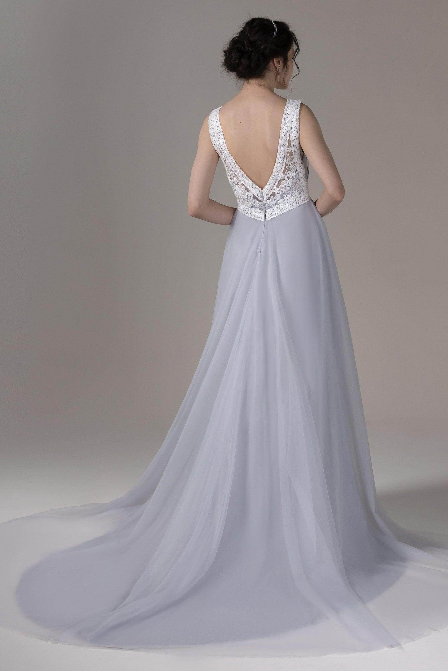 A-Line Chapel Train Lace Tulle Wedding Dress CW2816 - COCOMELODY