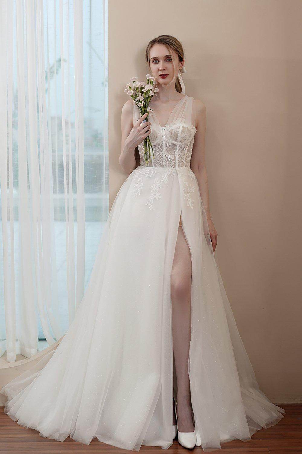 A-Line Sweep-Brush Train Lace Tulle Wedding Dress CW2973 - COCOMELODY