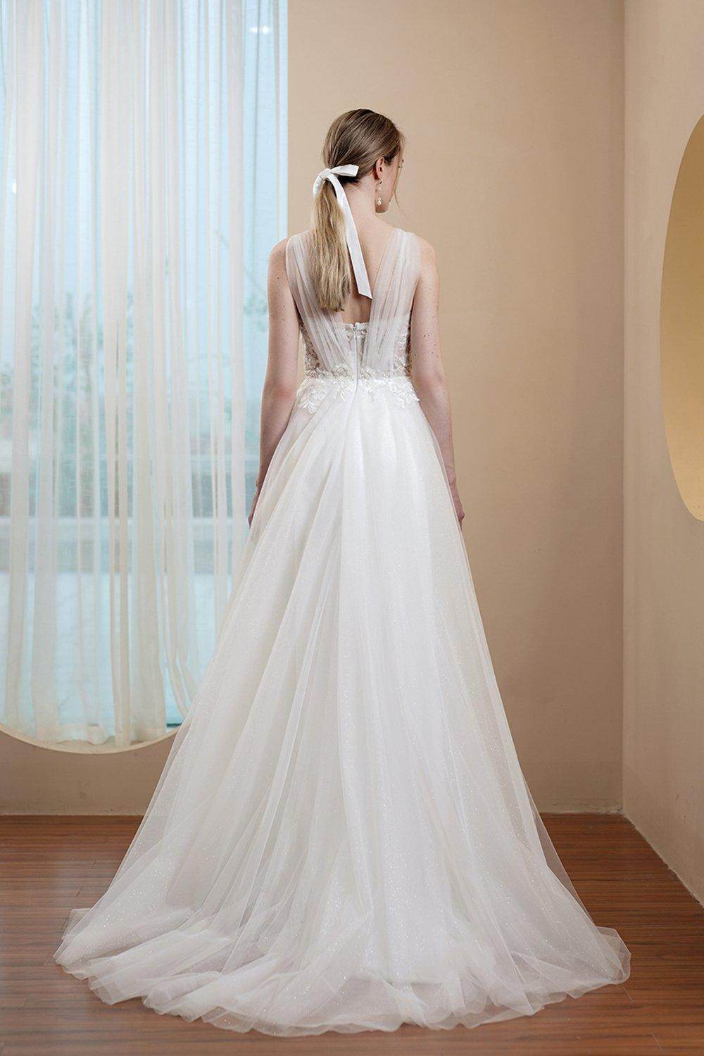 A-Line Sweep-Brush Train Lace Tulle Wedding Dress CW2973 - COCOMELODY